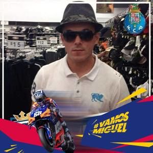 Meet your Posher, Pedro